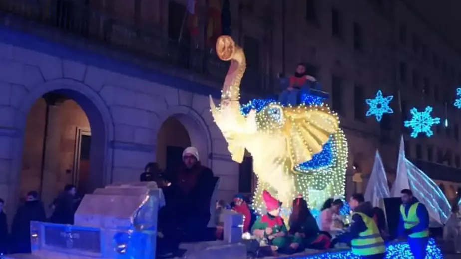 Carroza elefantitos - Carrozas Rurro