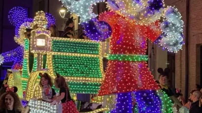 Viaje Luminoso - Carrozas Rurro