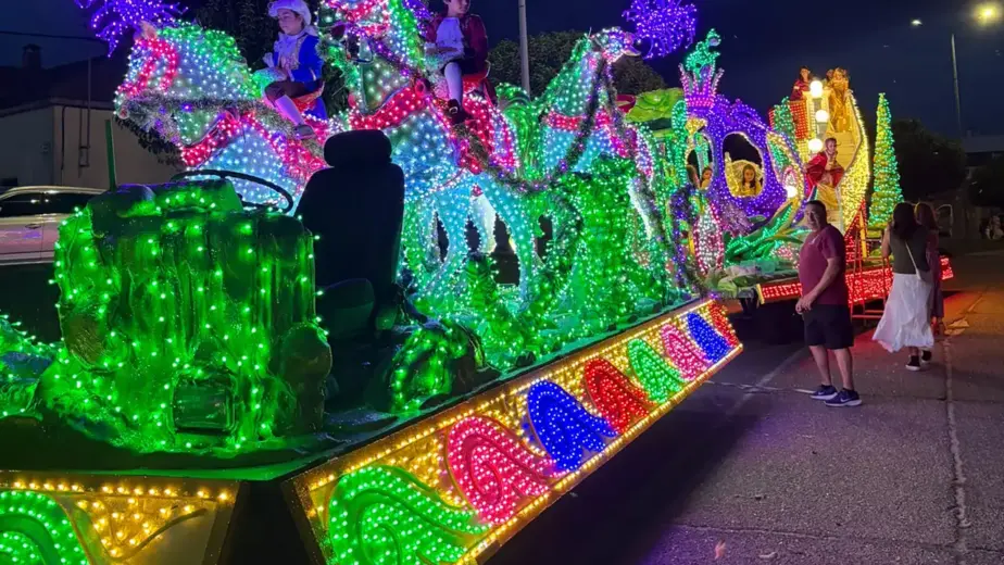 Nuestras carrozas en el desfile de carrozas de San Agustín en Toro - Carrozas Rurro